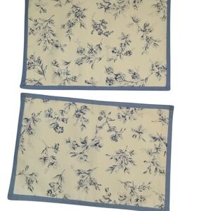 Martha Stewart Blue and Cream Floral Placemats